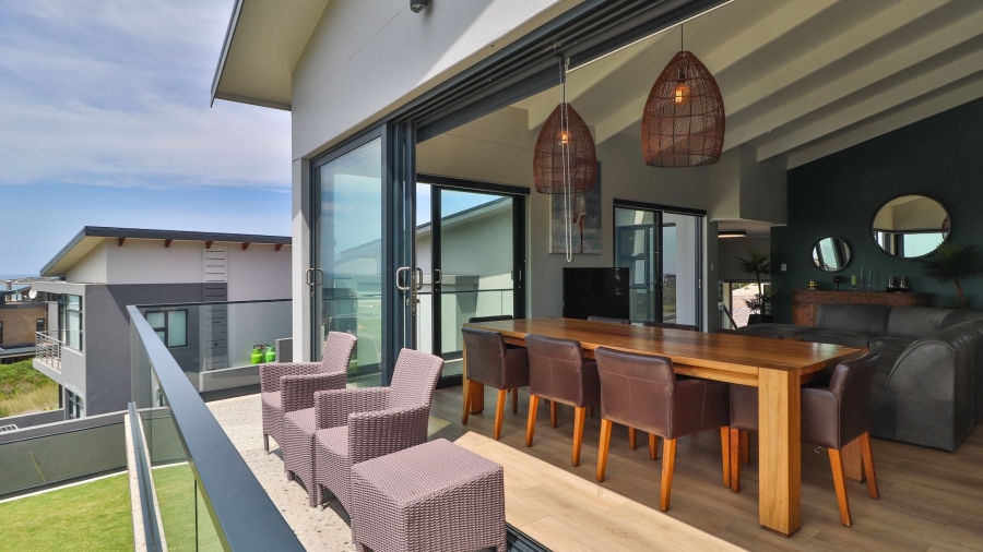 3 Bedroom Property for Sale in Stilbaai Oos Western Cape